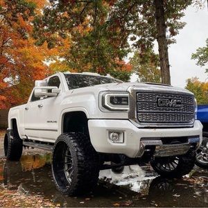 Meet your Posher, Diego